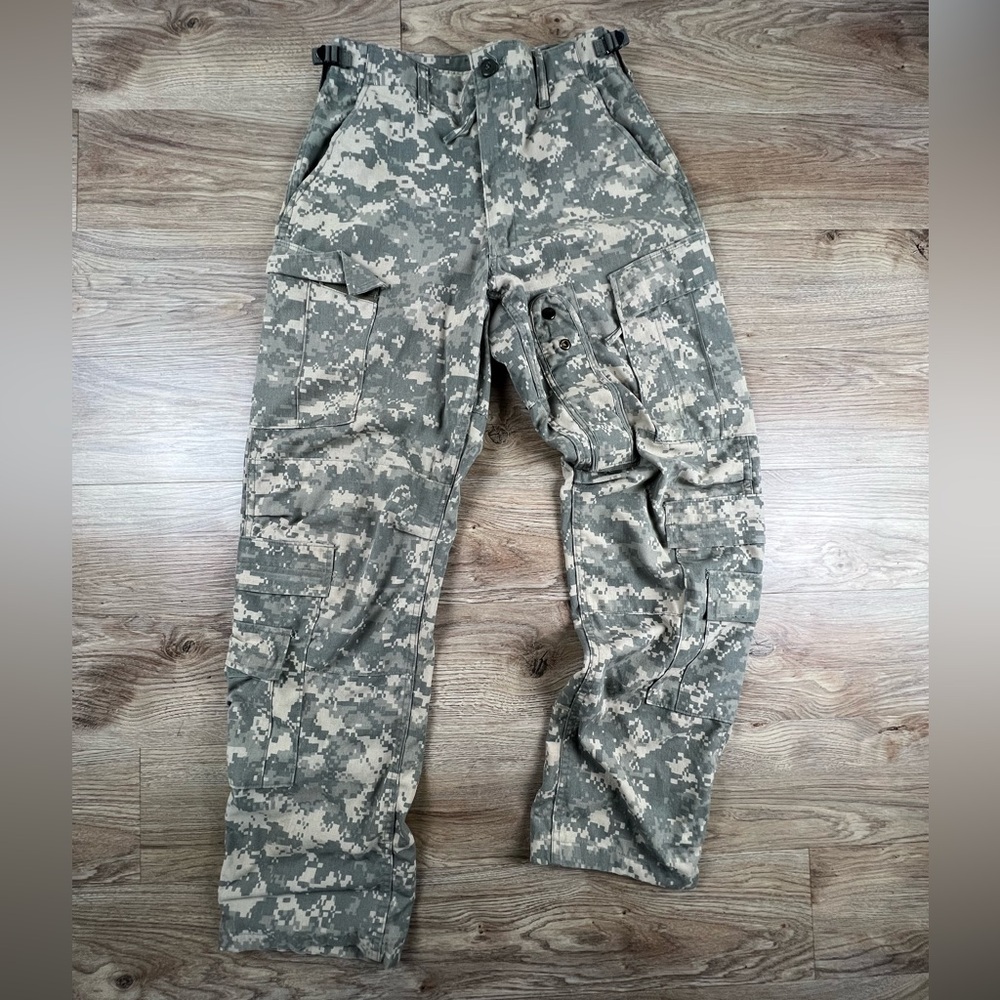 Men's High Waisted Camouflage Cargo Pants